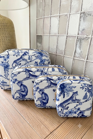 4 PIECE TOILETRY BAG - BLUE JUNGLE - ETA 10/05 Accessories Moon Ryder Lounge