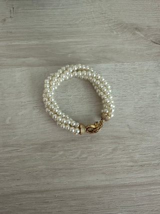 MULTI STRAND PEARL TWIST BRACELET